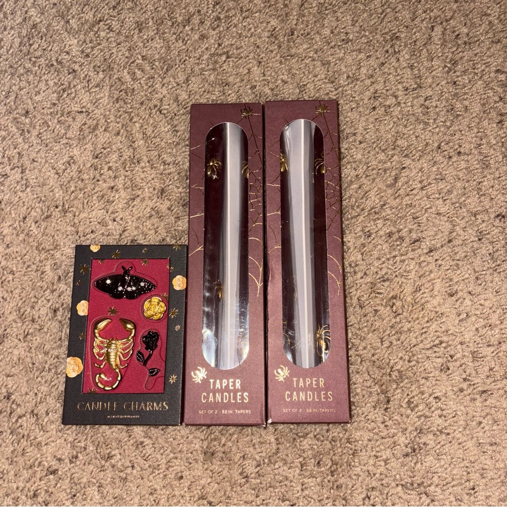 New Anthropologie Mystic Icon Taper Candles Spider Set of 2 Pin Charms Halloween